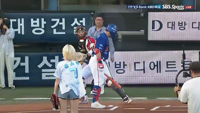 17552626981948.gif